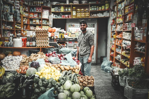 How are UK consumers prioritizing energy efficiency in kitchen appliances?